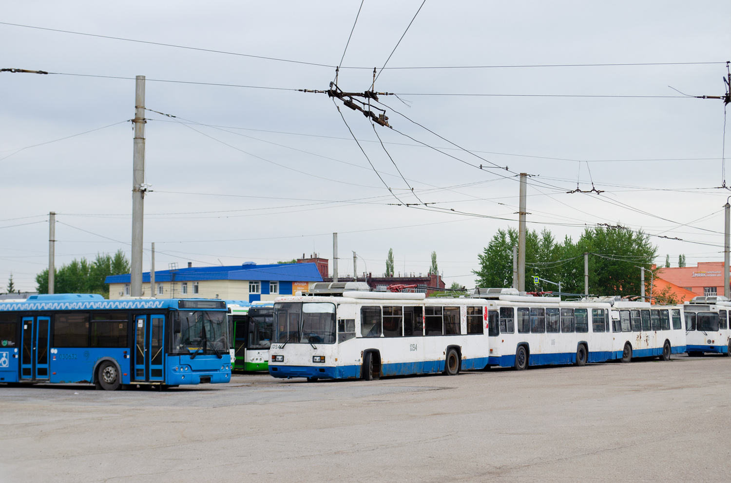 БТЗ-52761Р  № 1094; БТЗ-5276-04 № 1116; БТЗ-5276-01 № 1025