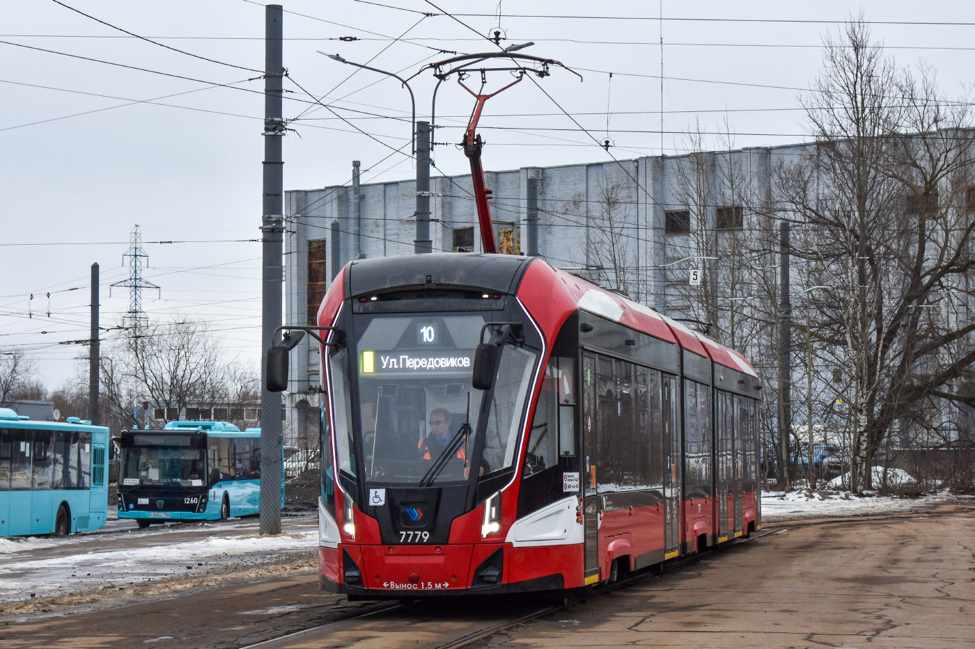 71-932 "Невский" №7779