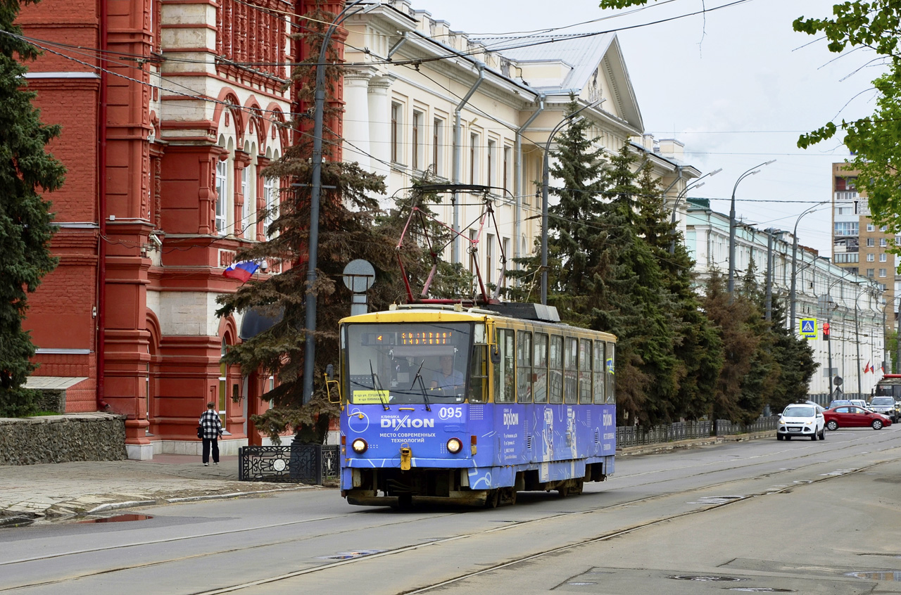Tatra T6B5SU №095