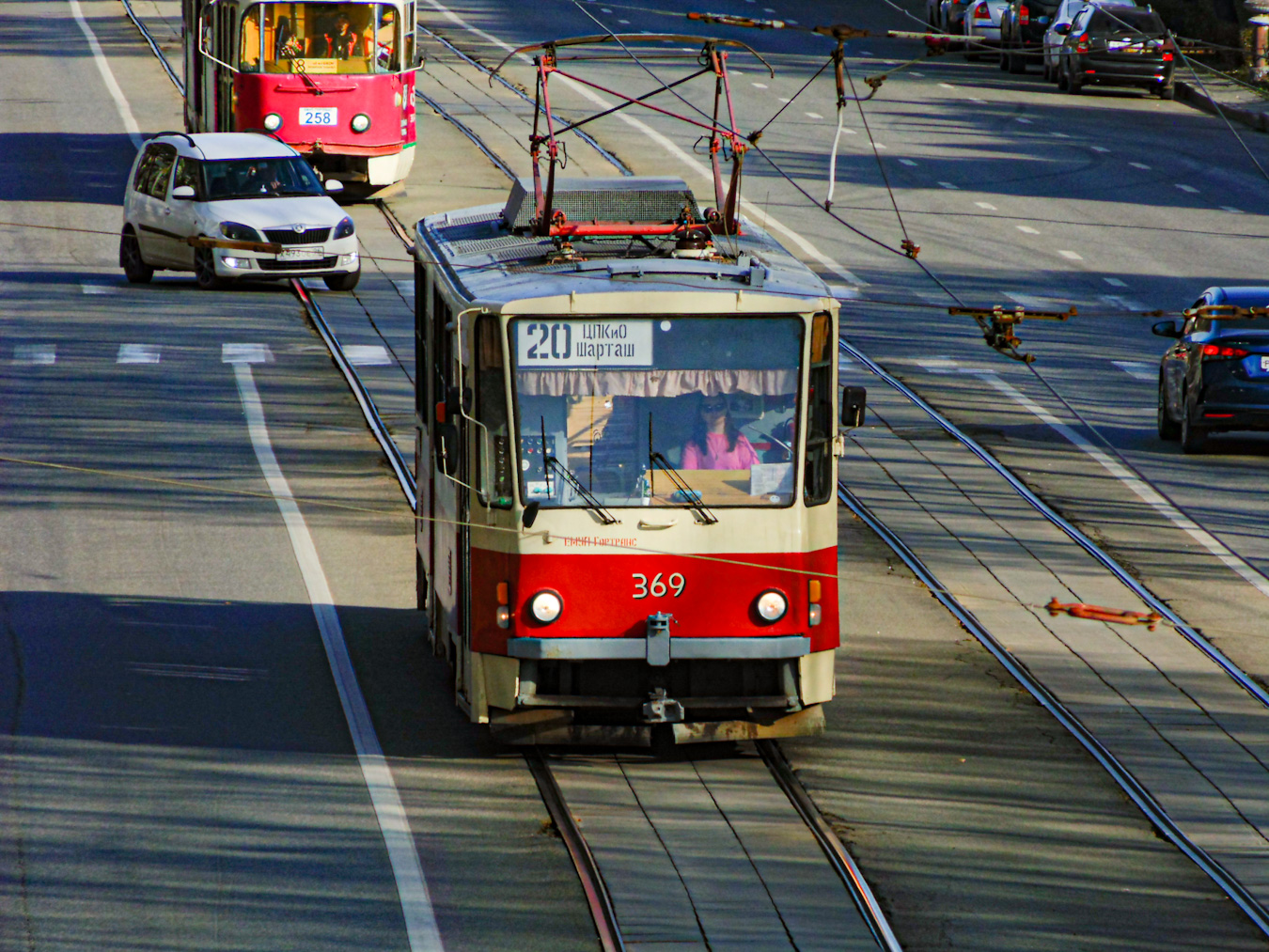 Tatra T6B5 №369