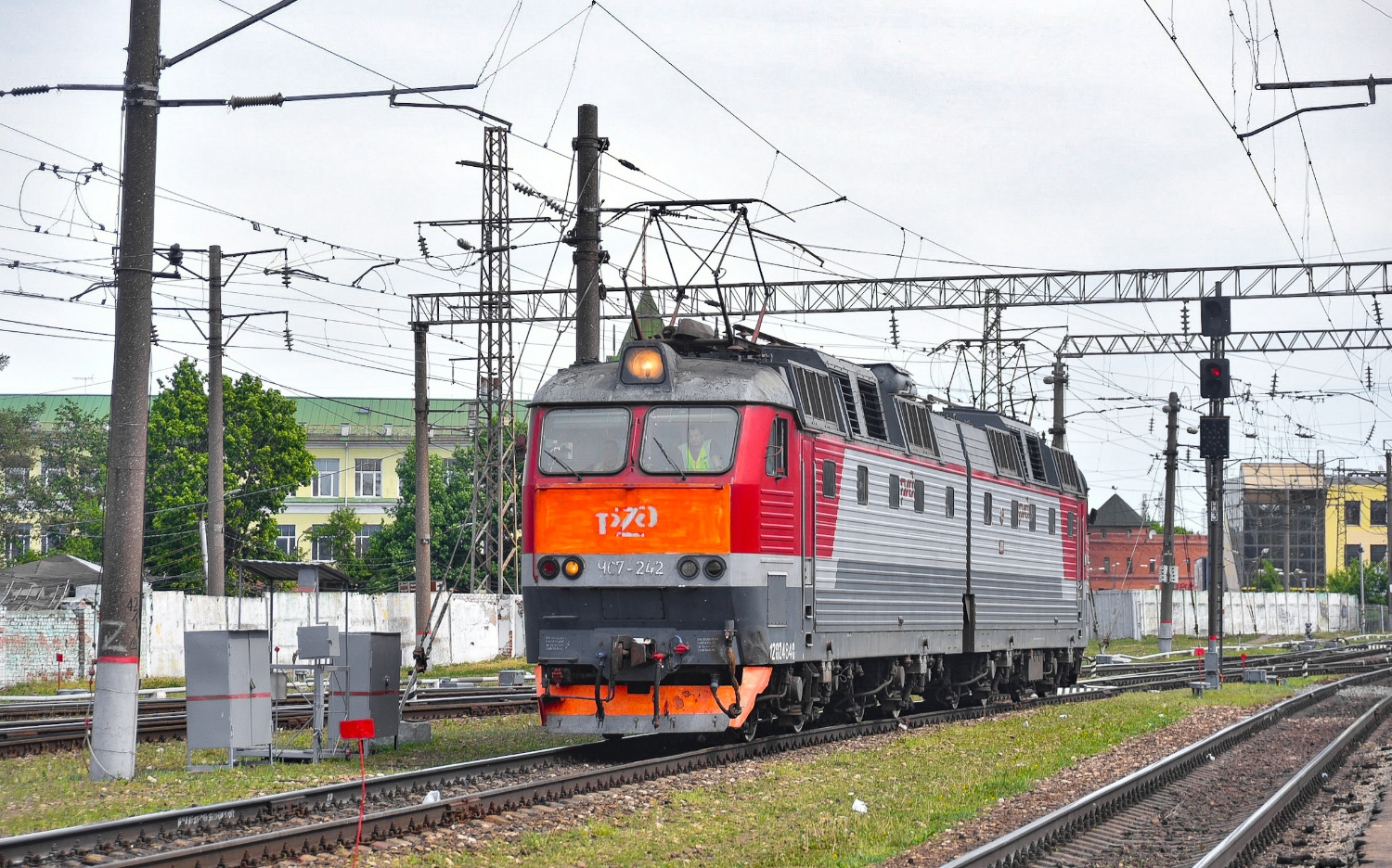 ЧС7-242