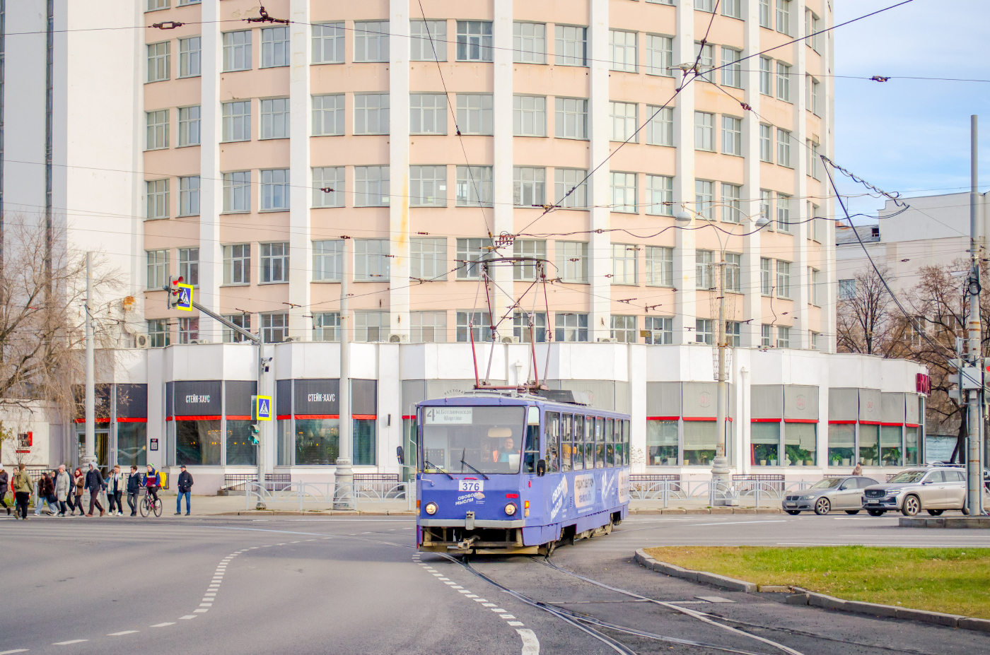 Tatra T6B5SU № 376