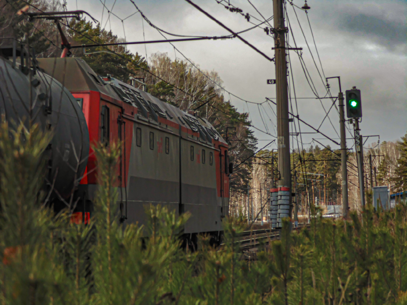 Фотозарисовки; 2ЭС6-1015