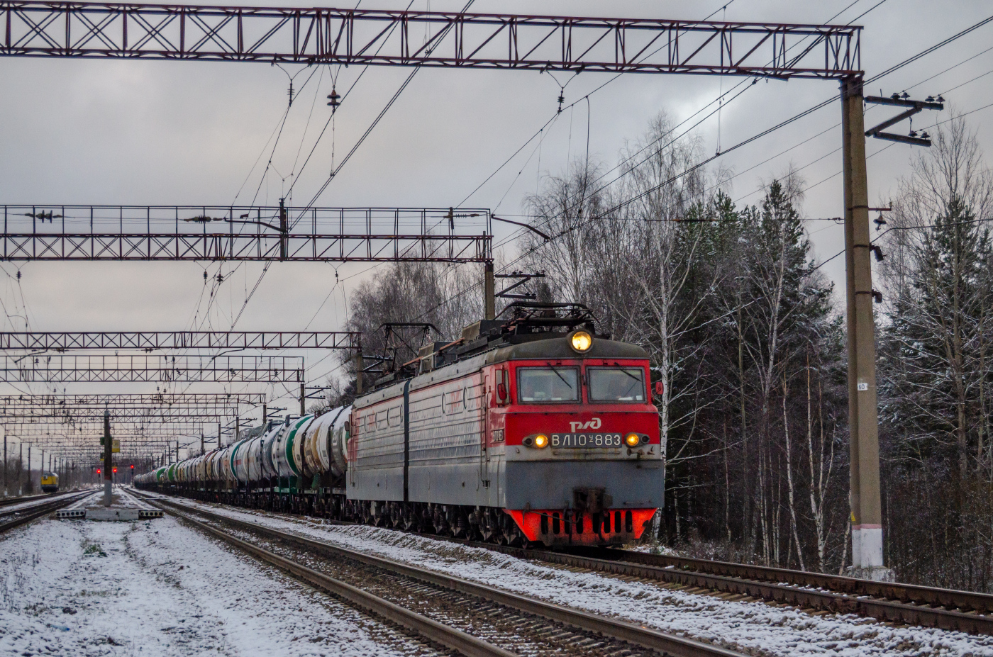 ВЛ10У-883