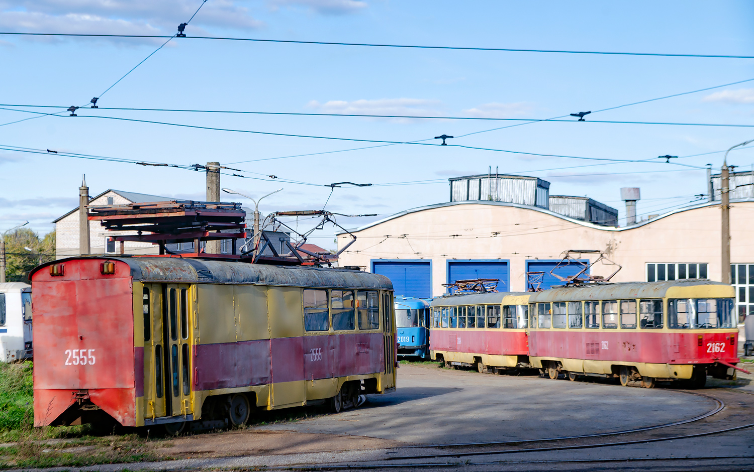 Tatra T3SU  № 2555; МТТЧ  № 2019; Tatra T3SU  № 2162