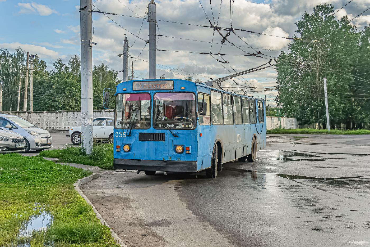 ЗиУ-682г-016.012 №035