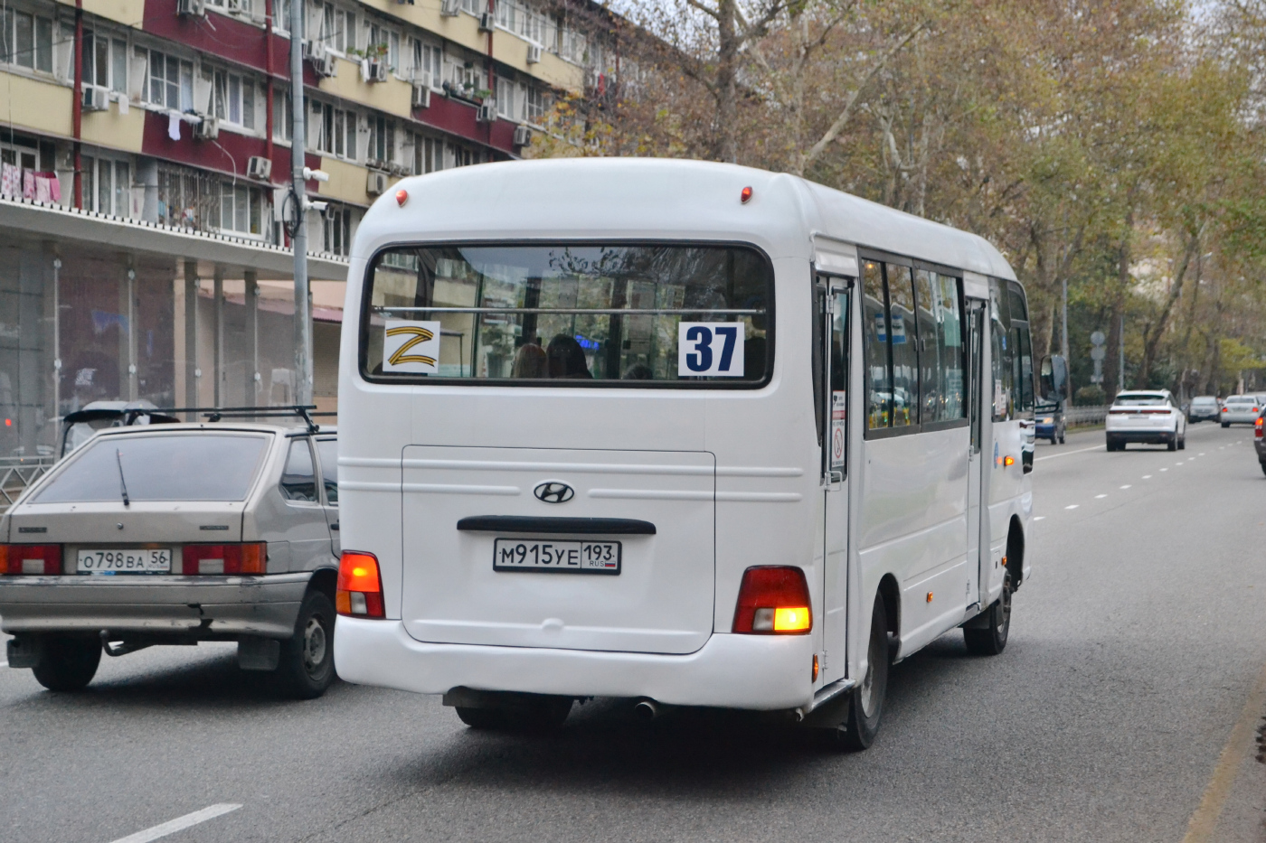 Hyundai County Kuzbass № М 915 УЕ 193