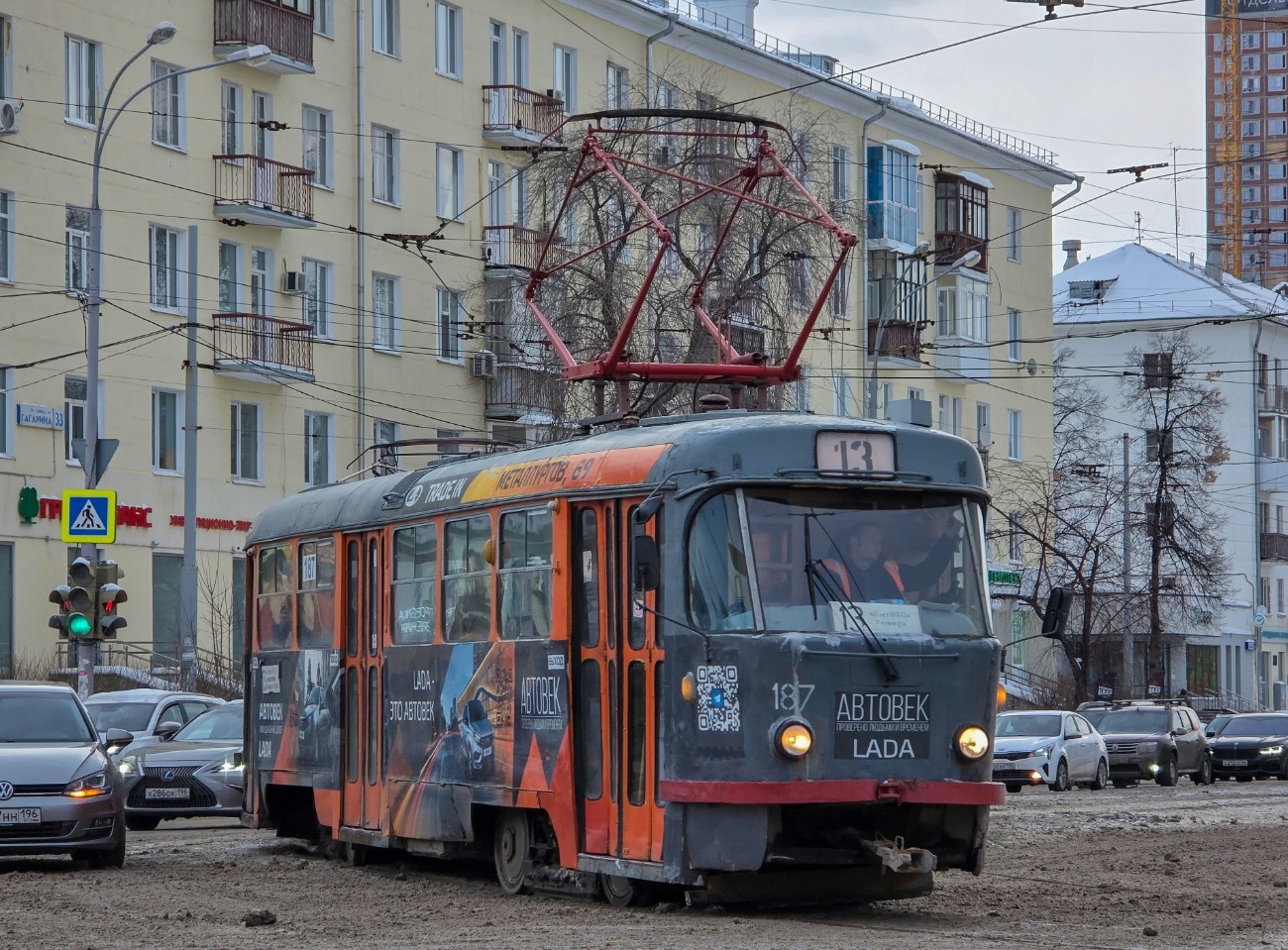 Tatra T3SU № 187