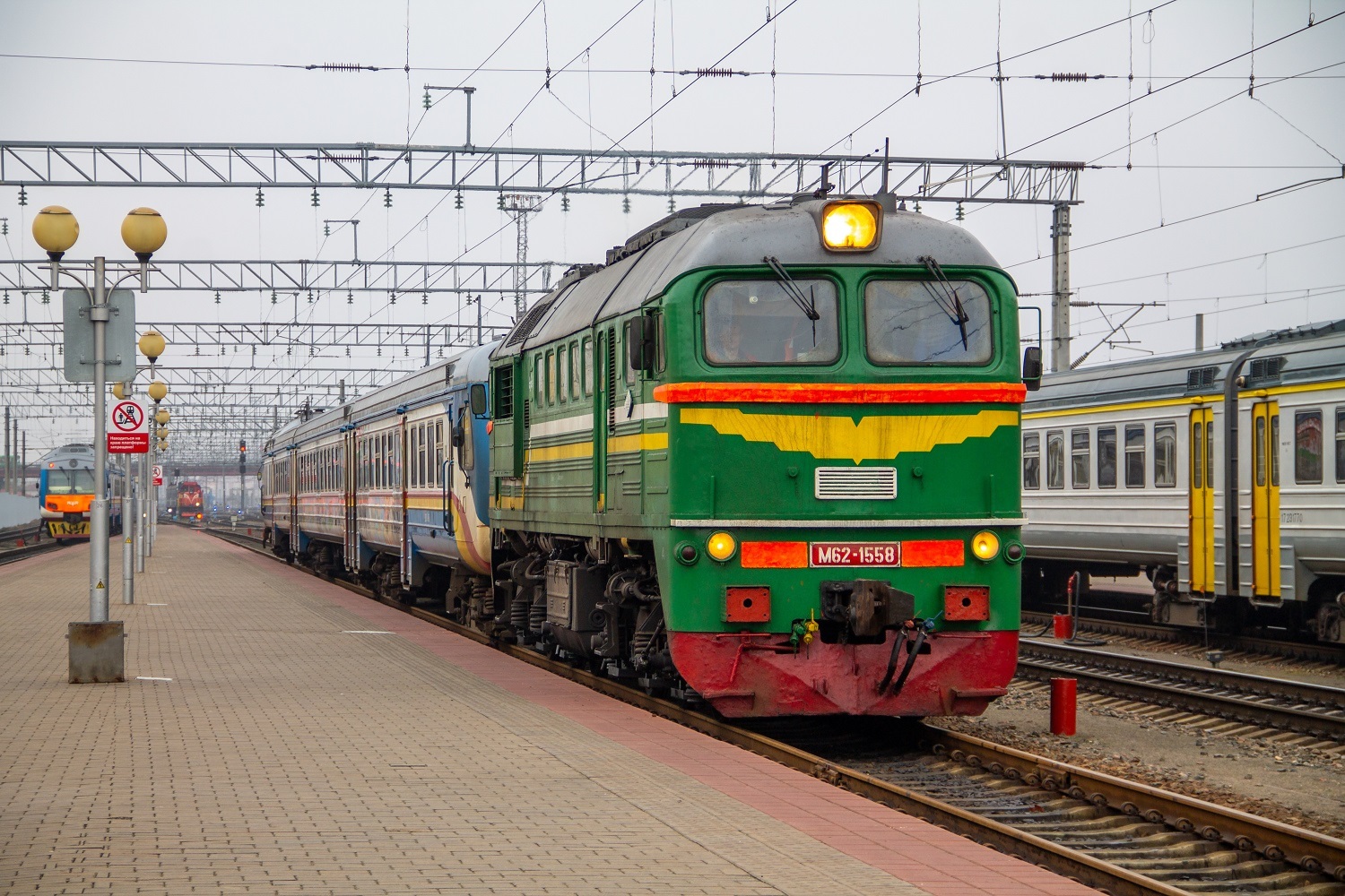 ДР1Б-507; ТМЭ3-008; ДР1Б-503; М62-1558; ДР1Б-501