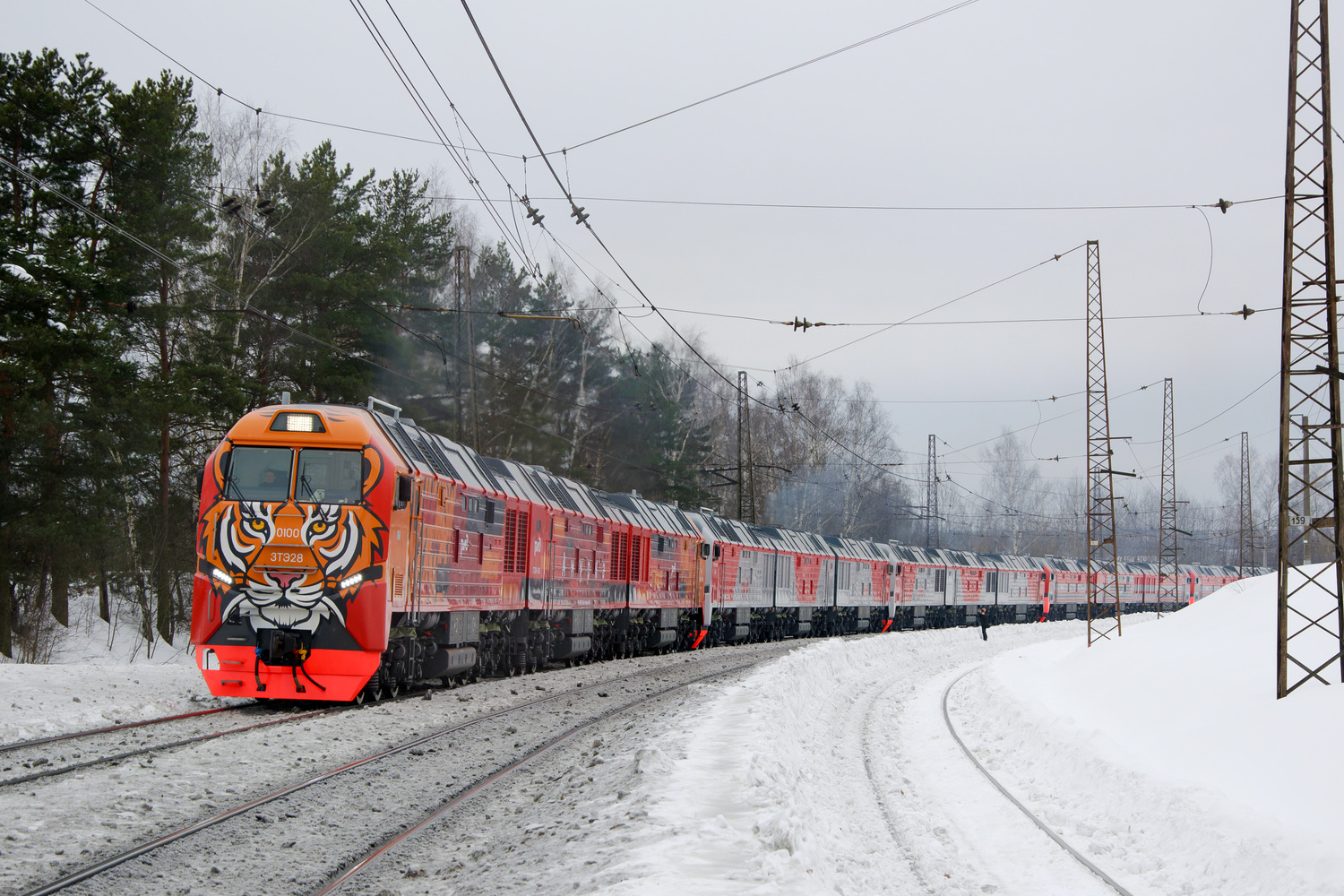 3ТЭ28-0100