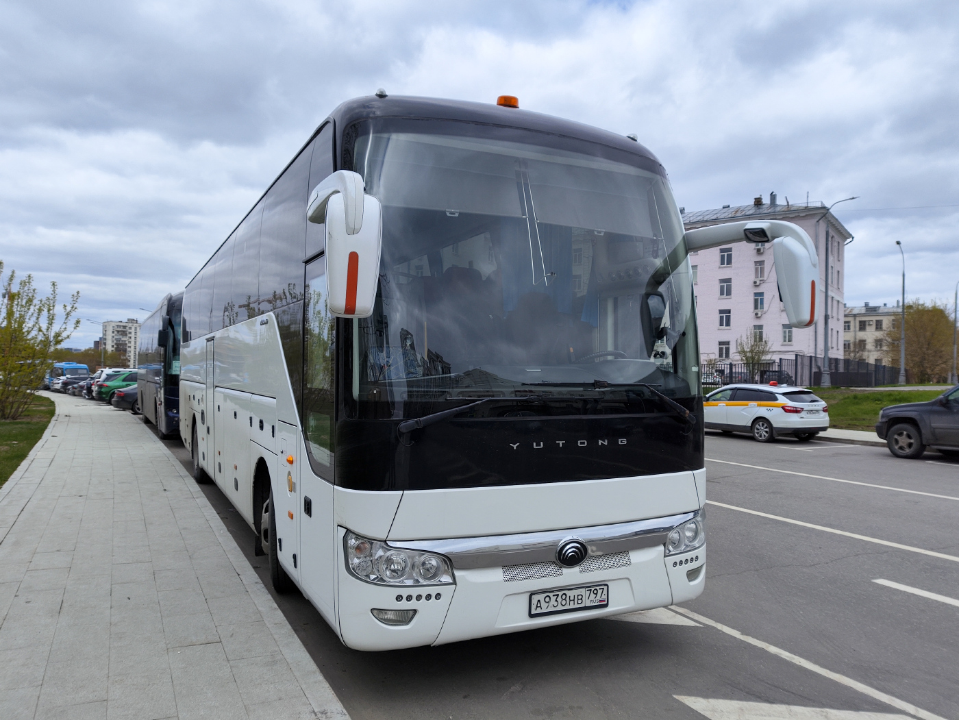 Yutong ZK6122H9 № А 938 НВ 797