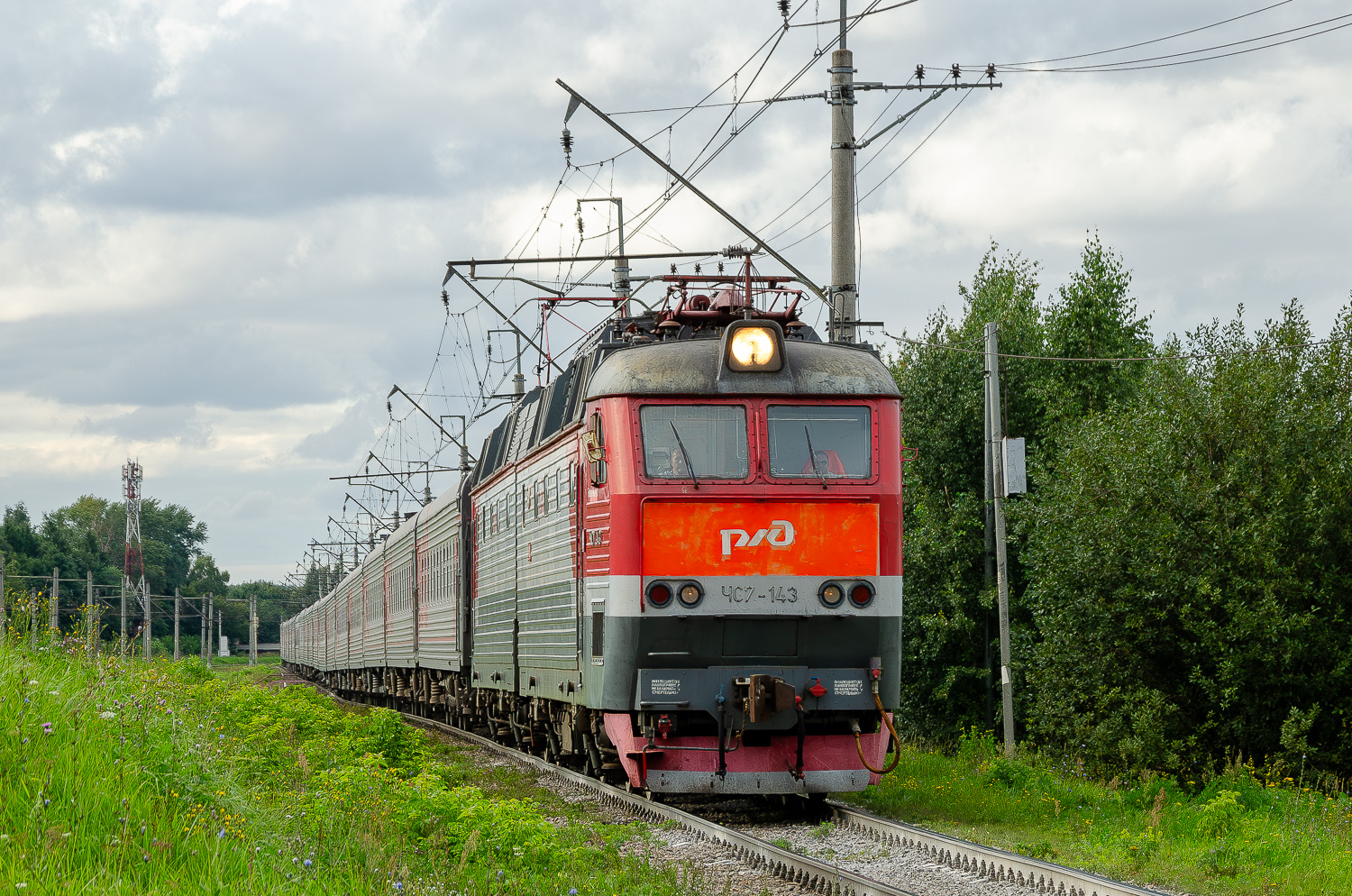 ЧС7-143