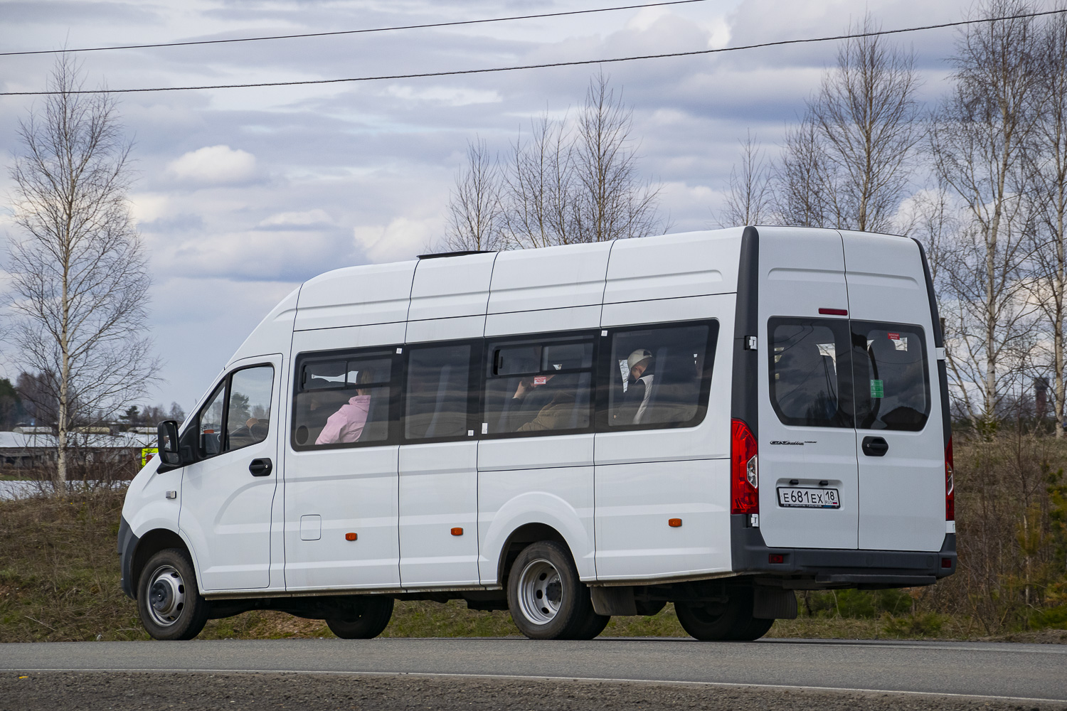ГАЗ-A65R52 Next № Е 681 ЕХ 18