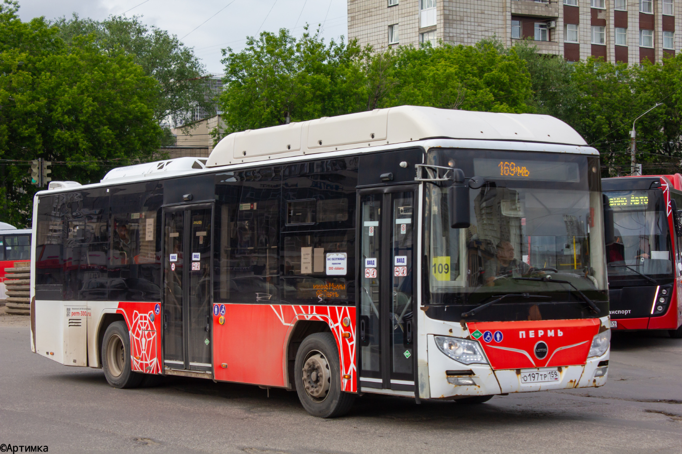 Lotos-105C02 № О 197 ТР 159