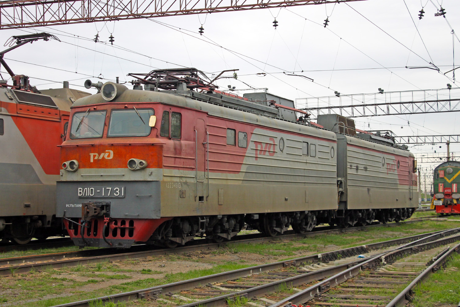 ВЛ10-1731; ТЭМ2-6922