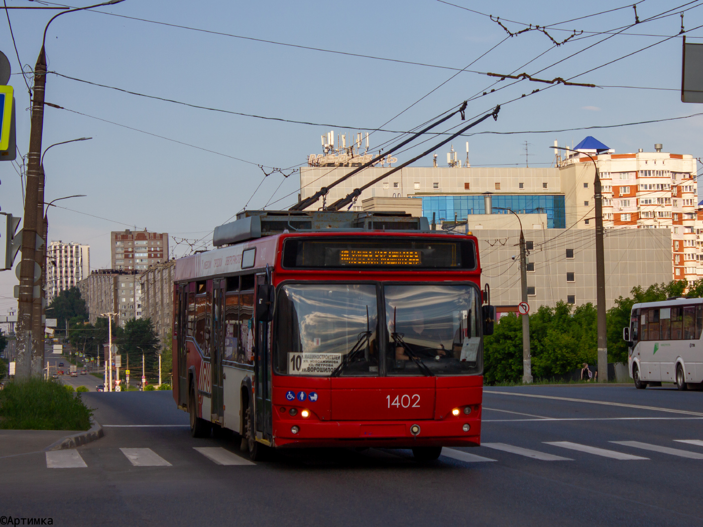 СВАРЗ-МАЗ-6235.00 № 1402