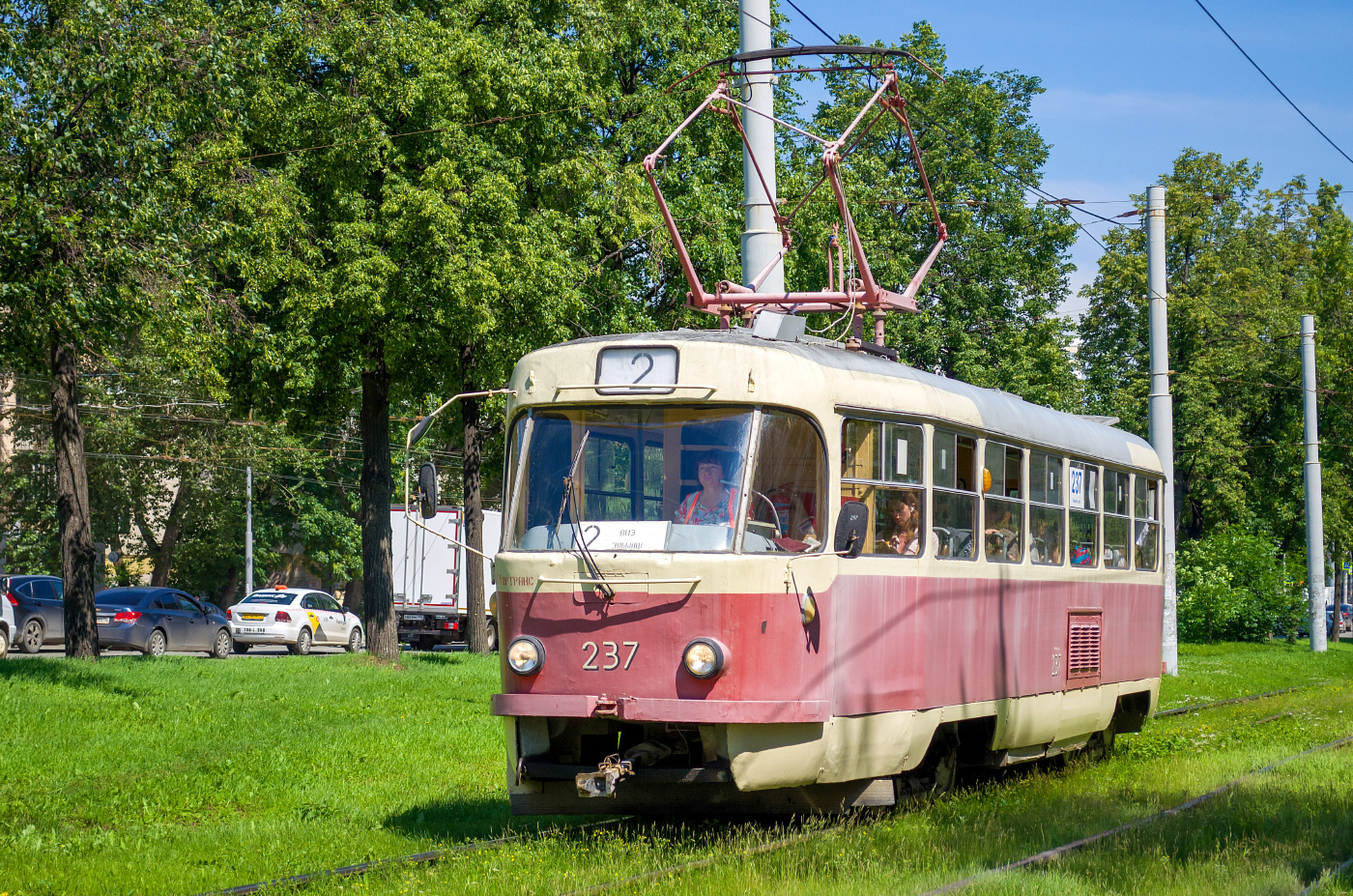 Tatra T3SU № 237