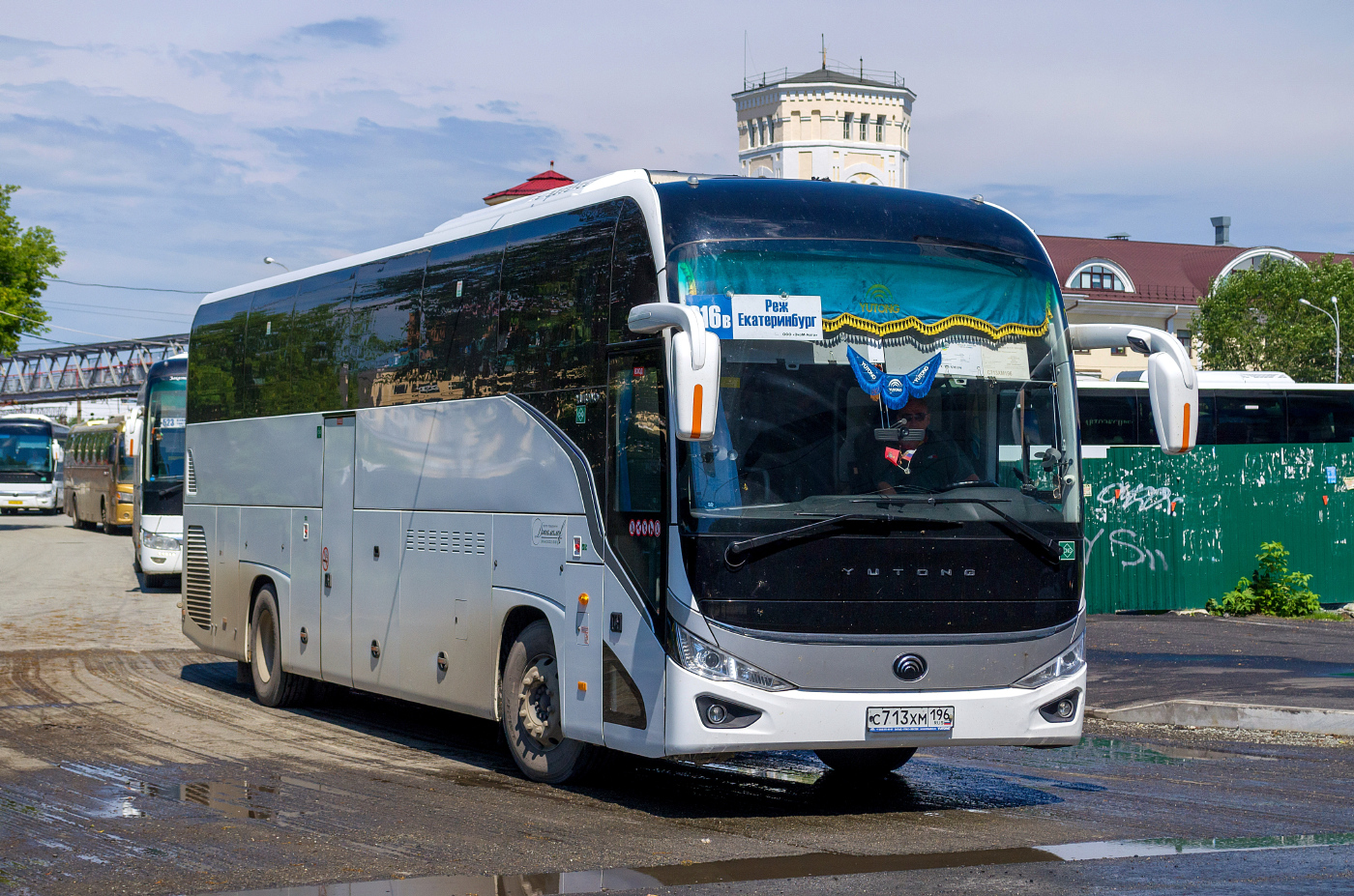 Yutong C12PRO (ZK6128HN) № С 713 ХМ 196