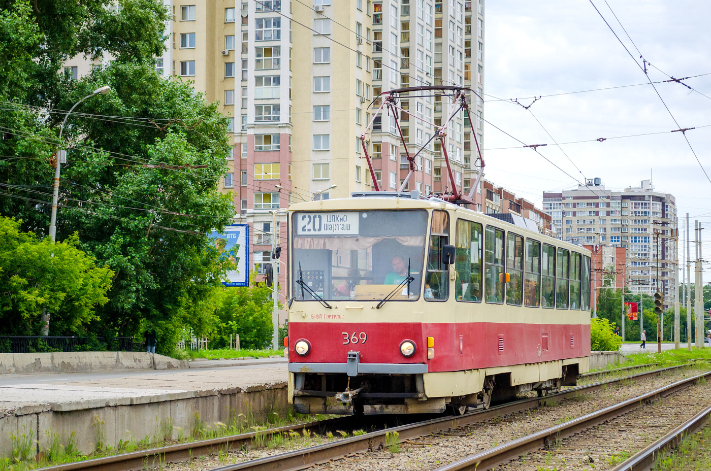 Tatra T6B5SU № 369