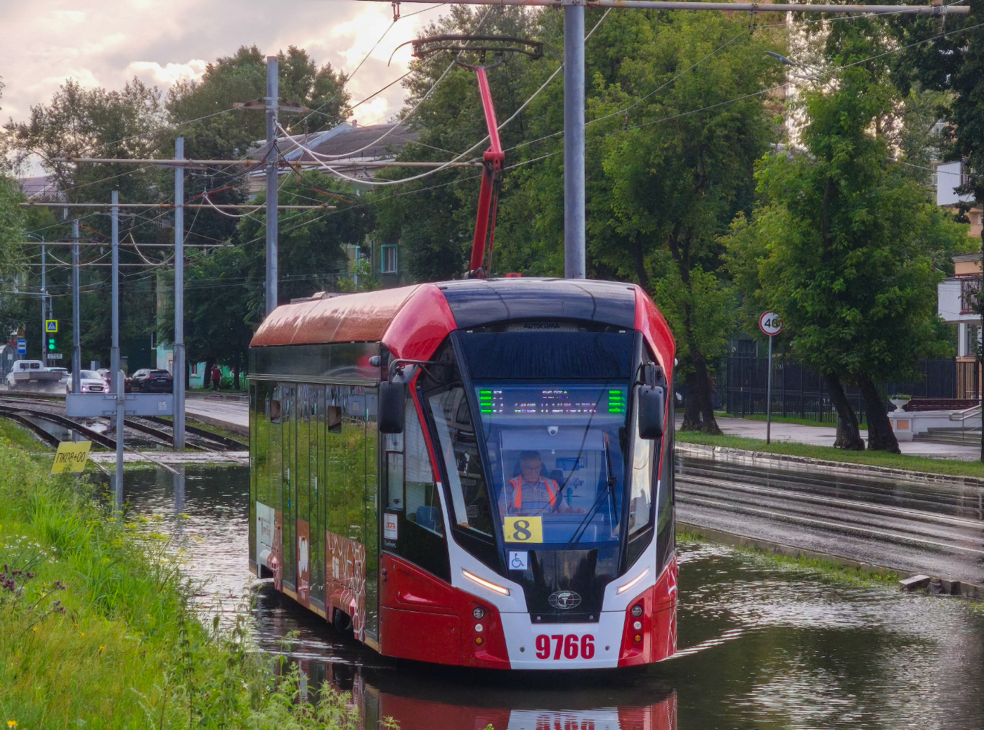71-911ЕМ «Львёнок» № 9766