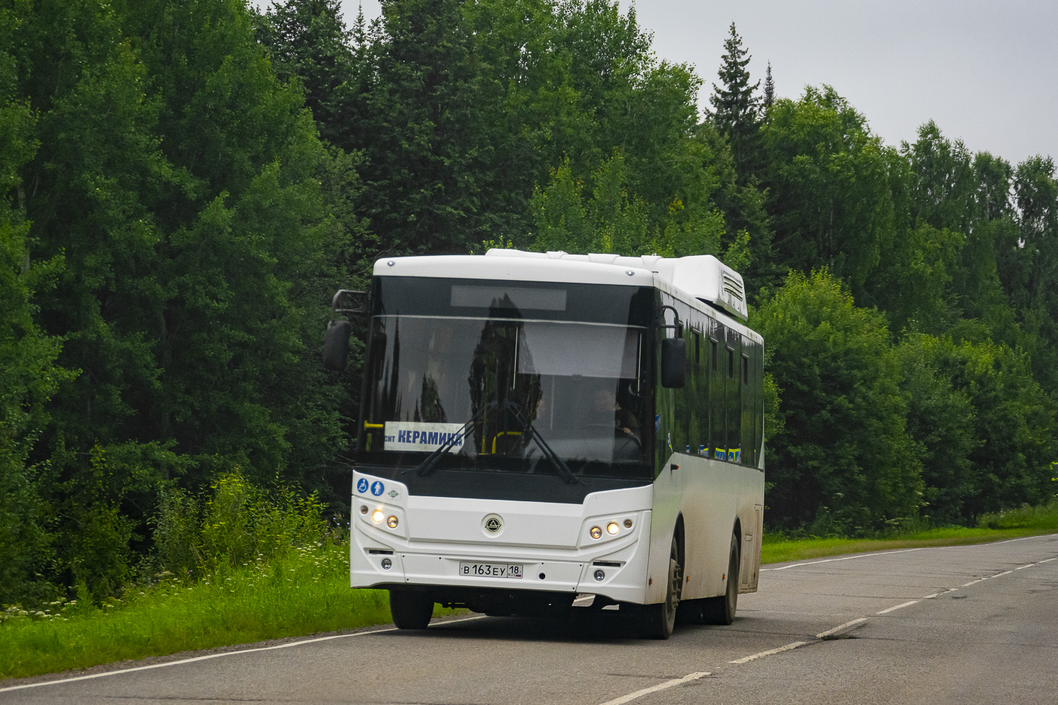 КАвЗ-4270-70  № В 163 ЕУ 18