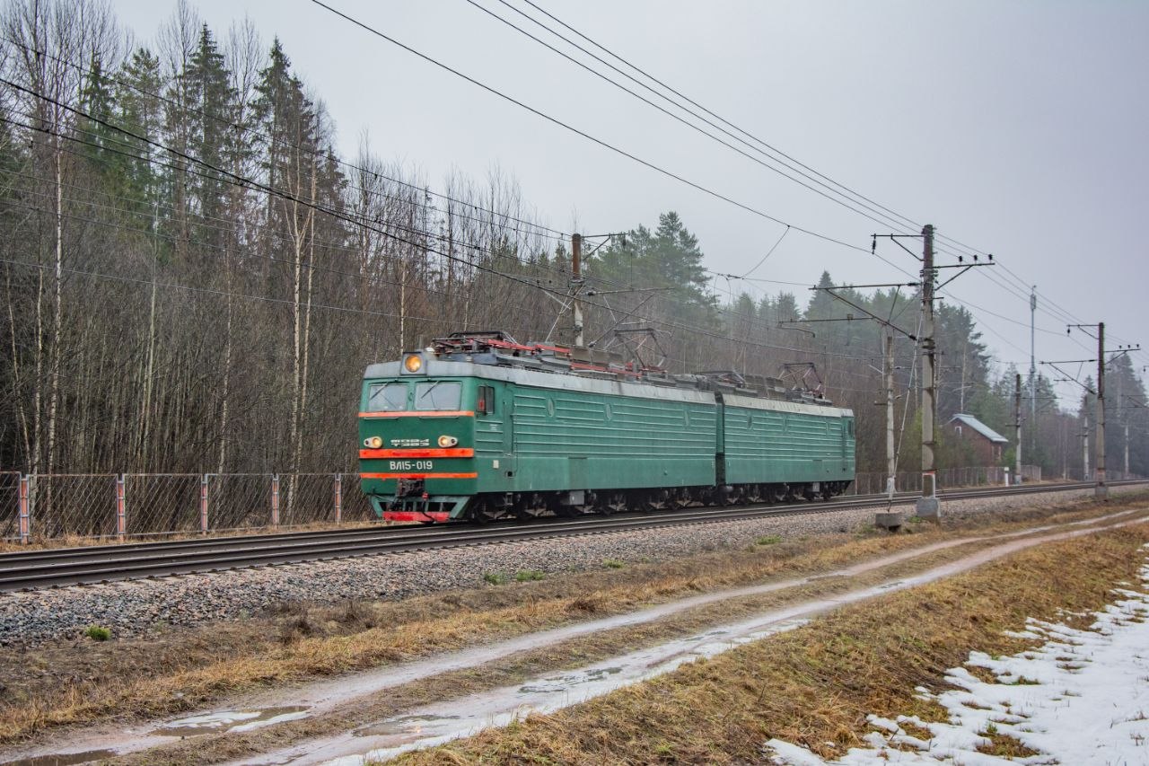 ВЛ15-019