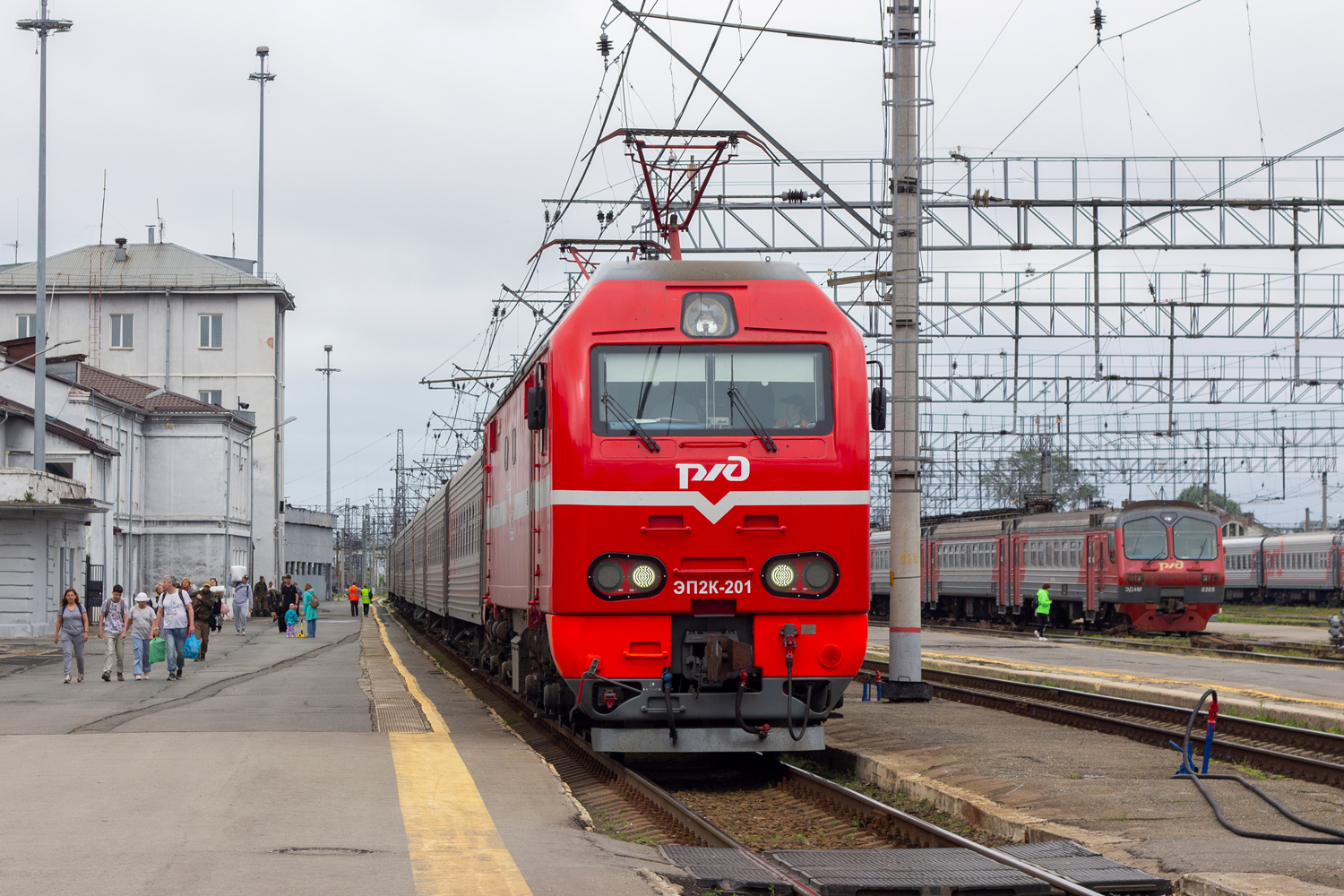 ЭП2К-201; ЭД4М-0205