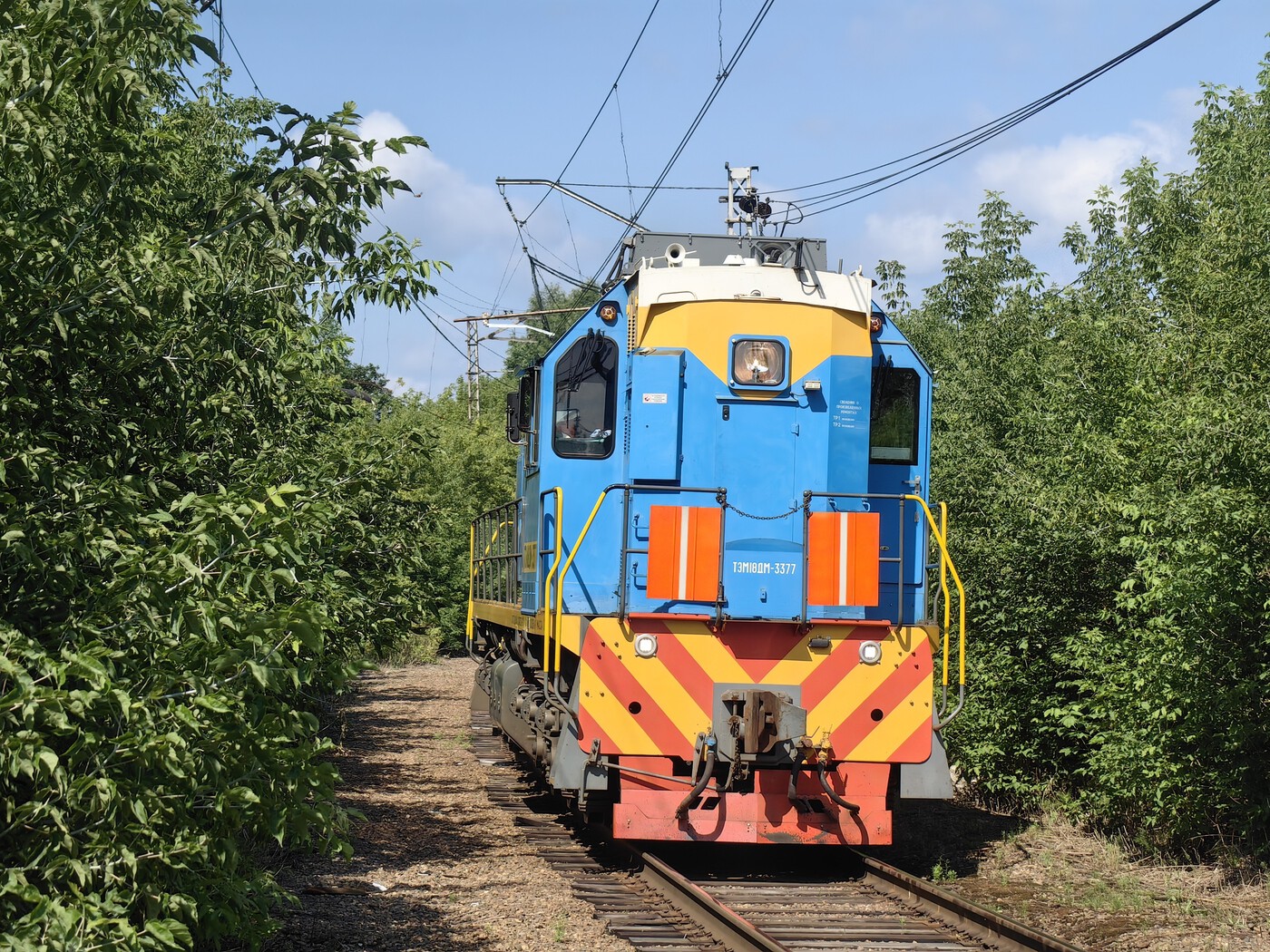 ТЭМ18ДМ-3377