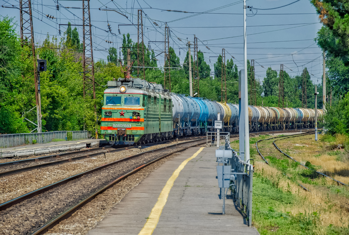ВЛ80С-693