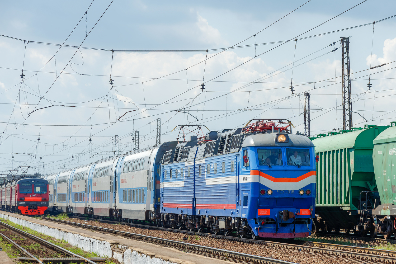 ЭД4М-0297; ЧС7-016