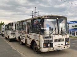 ПАЗ-32054 №Р308НТ750; ПАЗ-3205-110 №М959ВМ10