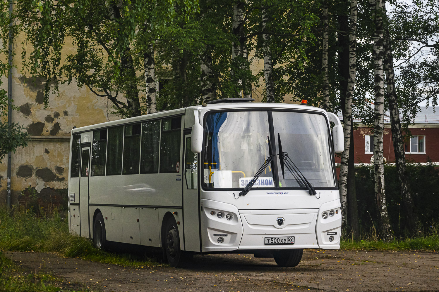 КАвЗ-4238-62  № Т 500 ХВ 59