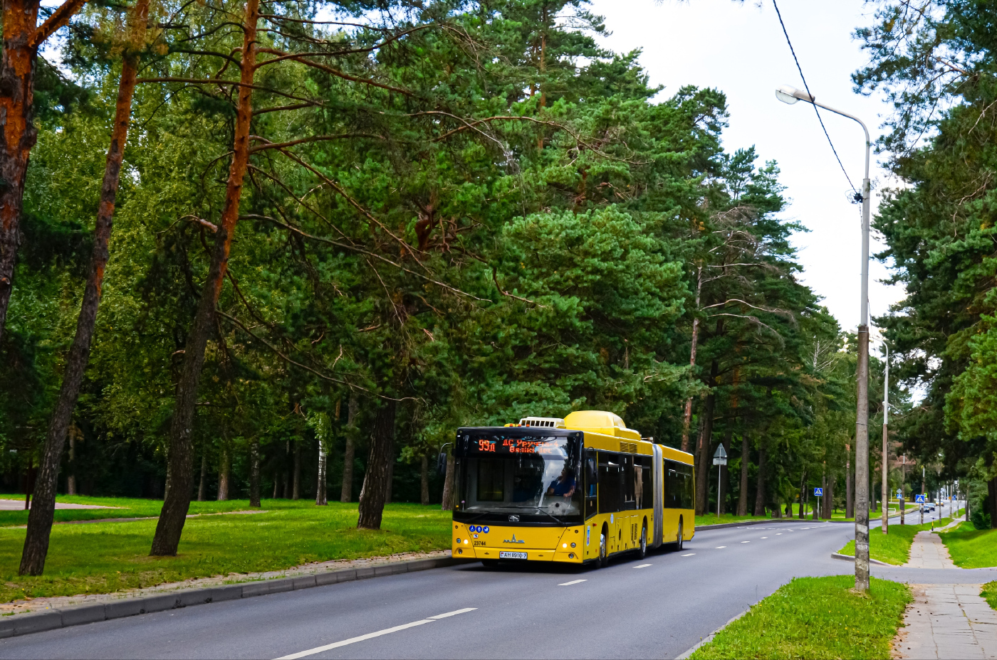 Маз 215.069 №23744