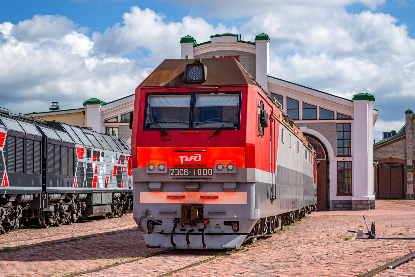 2ЭС6-1000