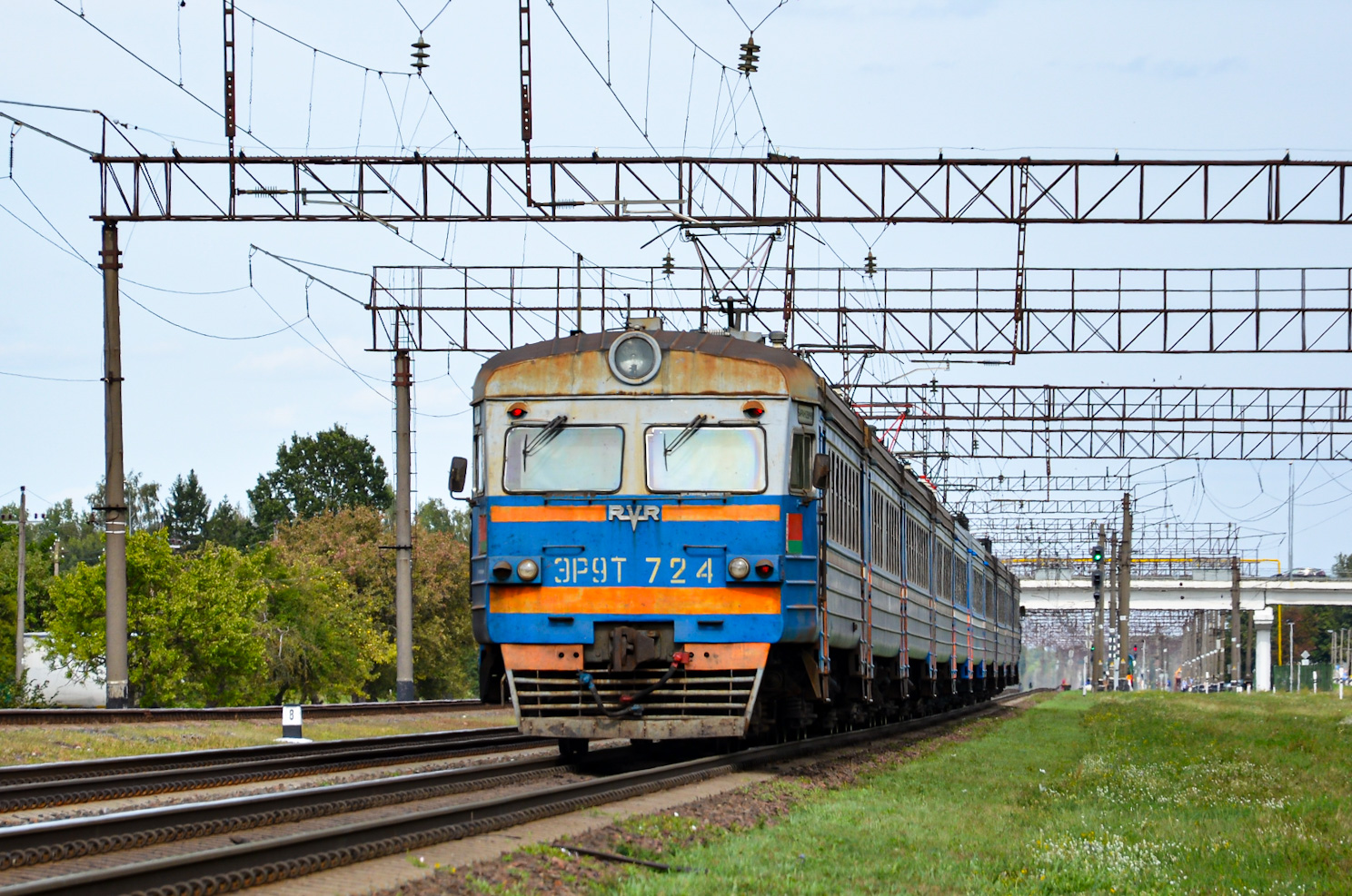 ЭР9Т-724