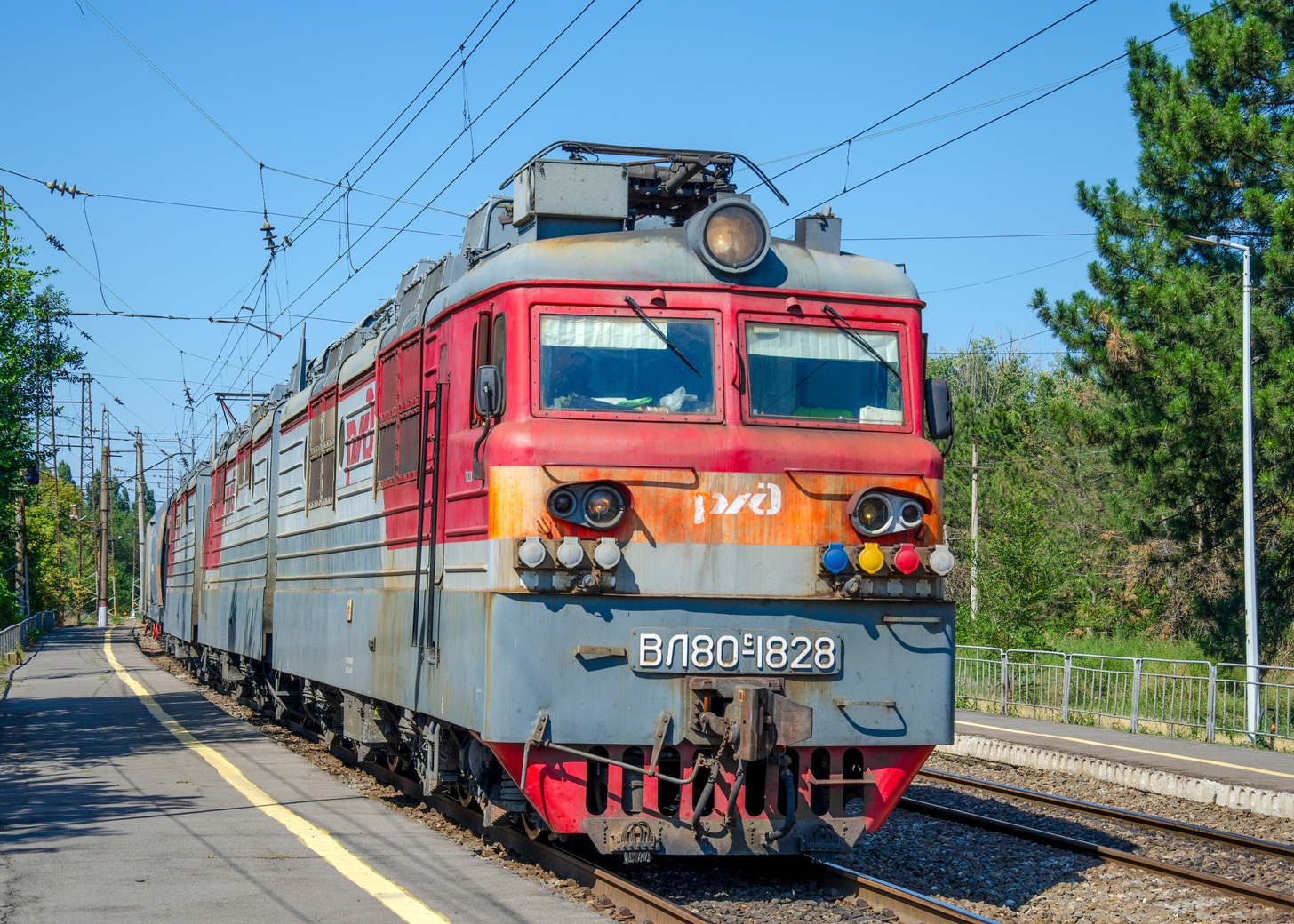 ВЛ80С-1828