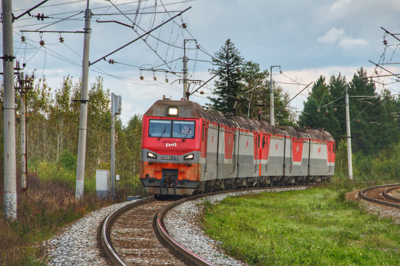 2ЭС10-172; 2ЭС10-141