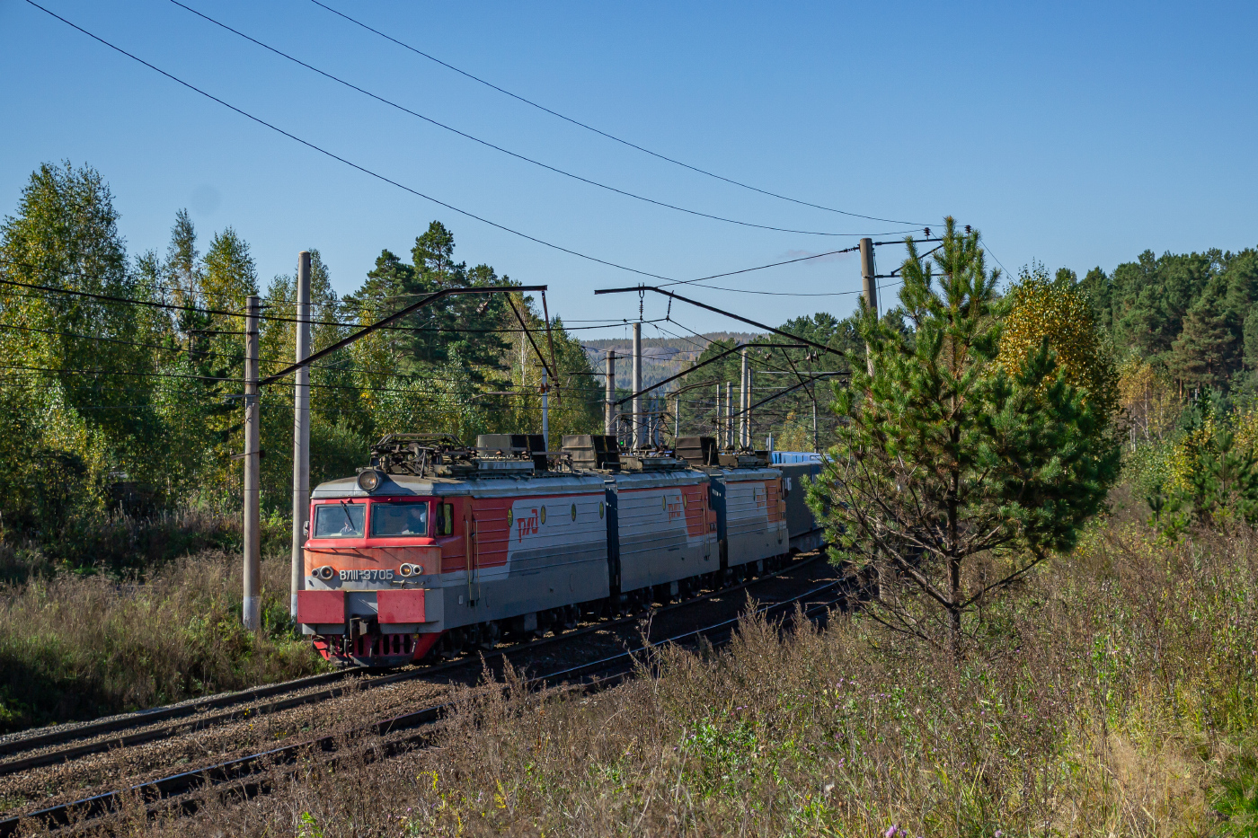 ВЛ11-370