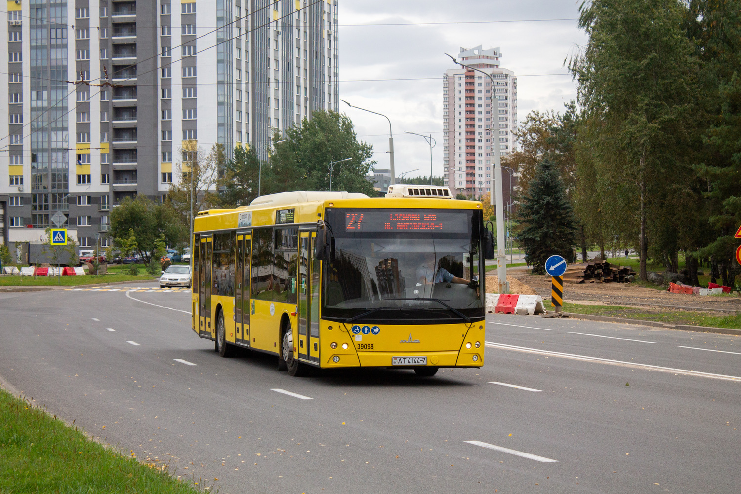 МАЗ-203.016 № 039098