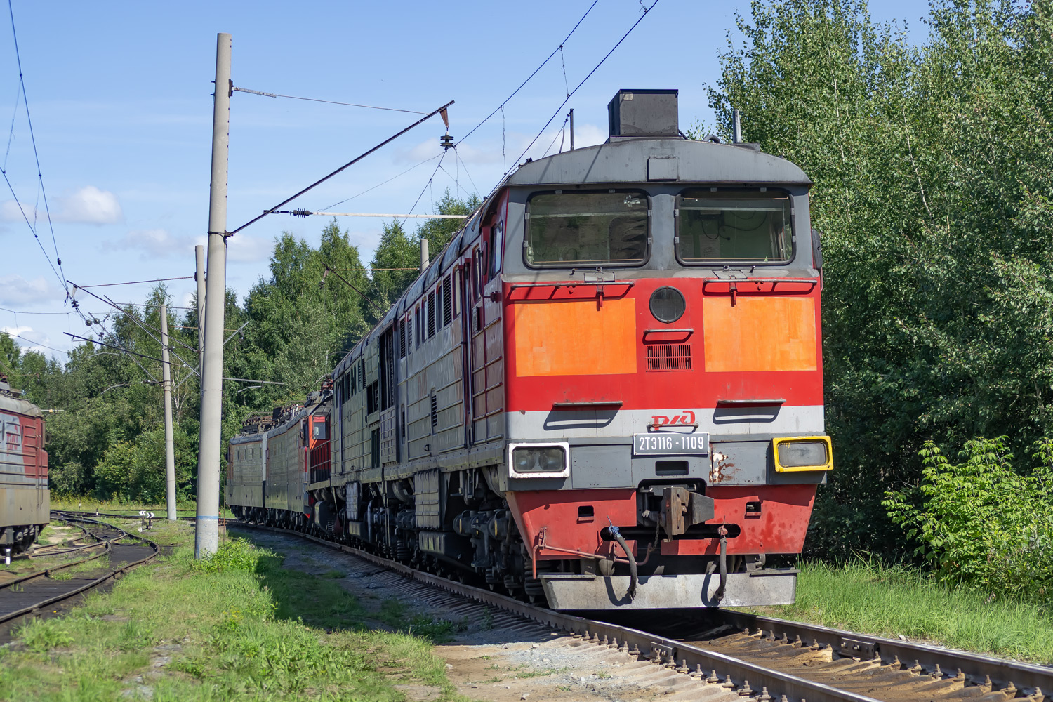 2ТЭ116-1109Б