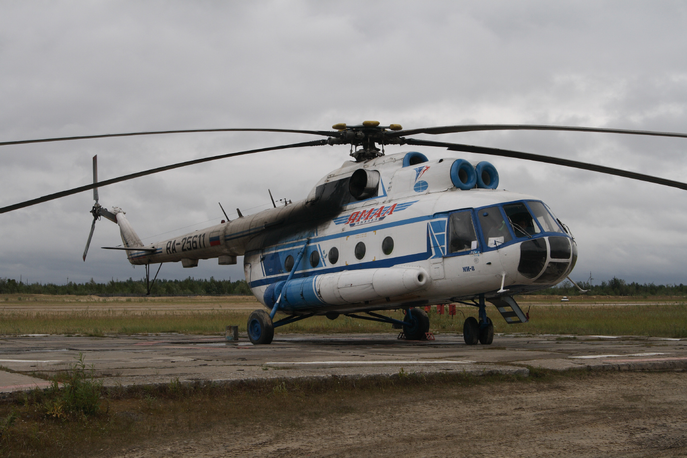 МИ-8 RA-25611