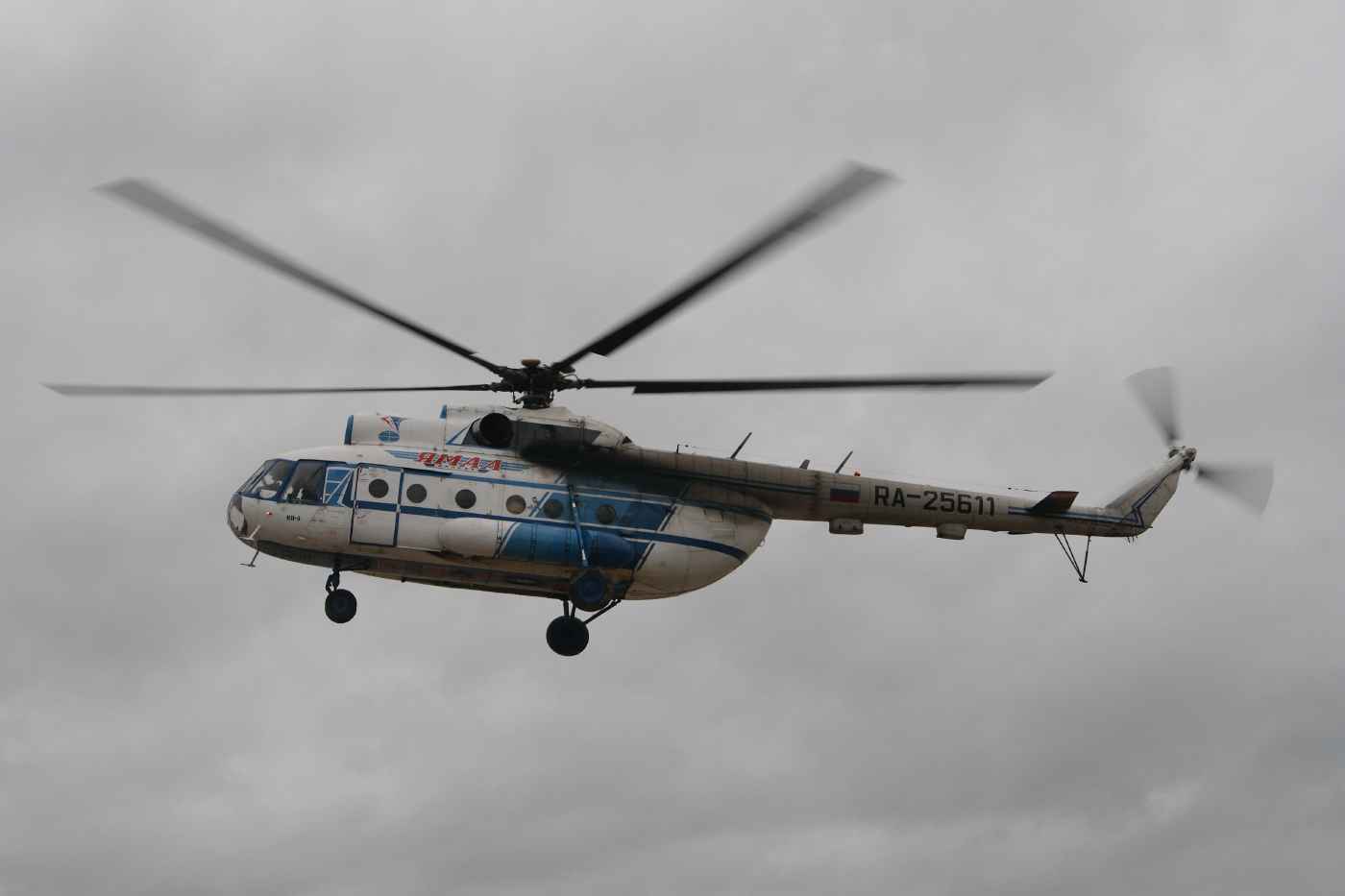 МИ-8 RA-25611