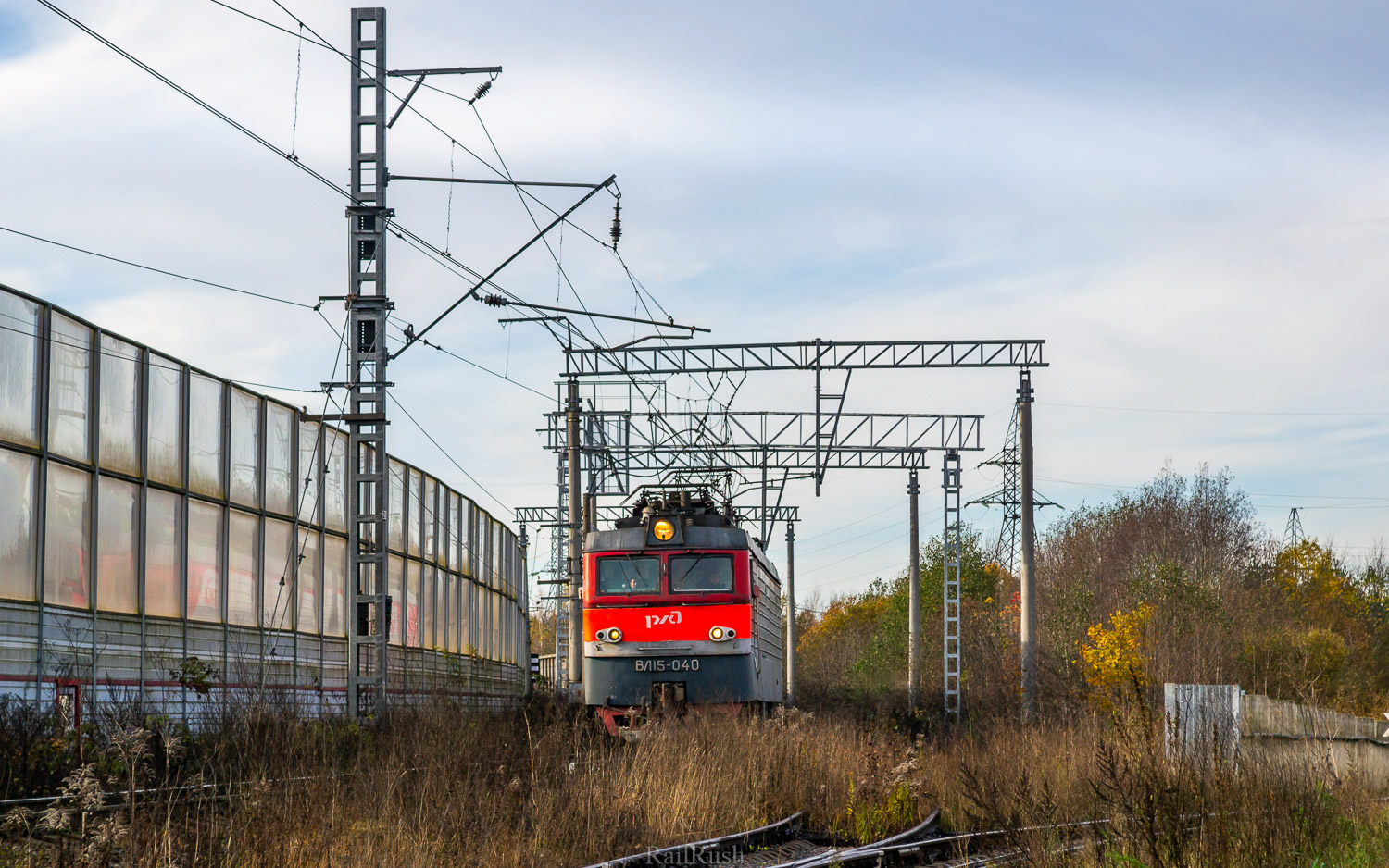 ВЛ15-040