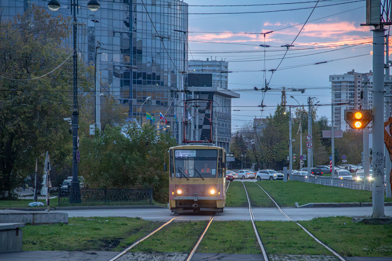 Tatra T6B5 № 777