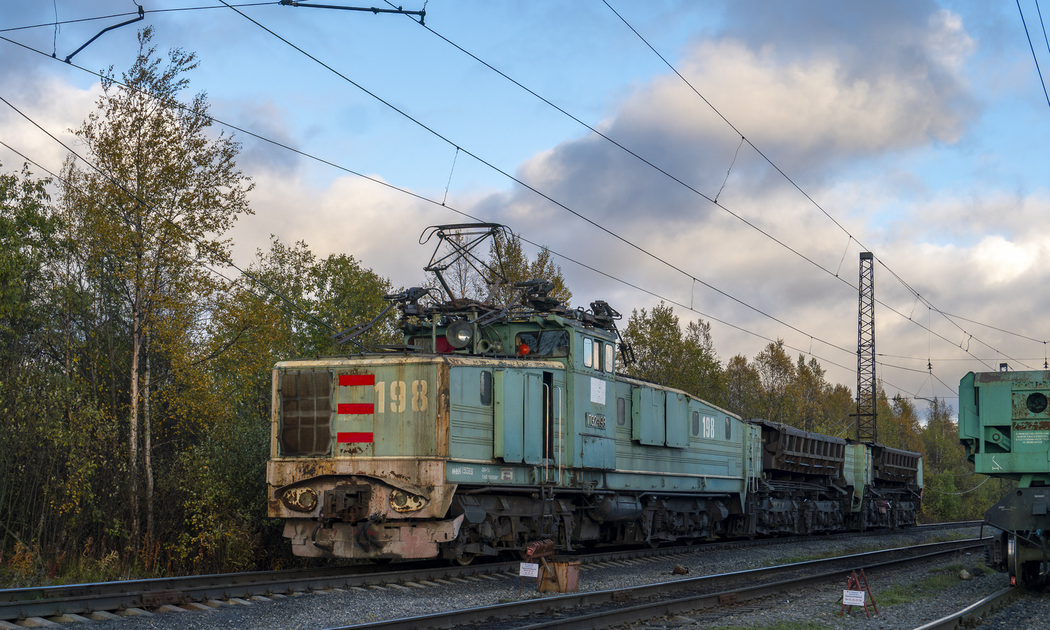 ПЭ2М-198