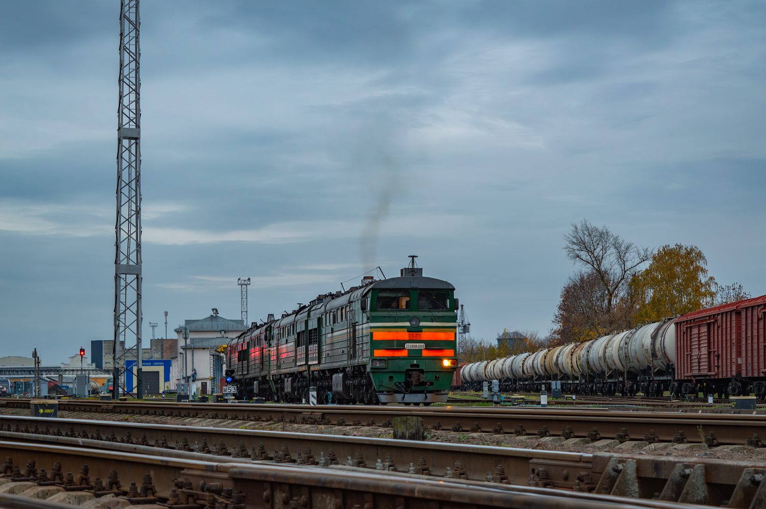 2ТЭ10У-0143; 2ТЭ10УК-0199