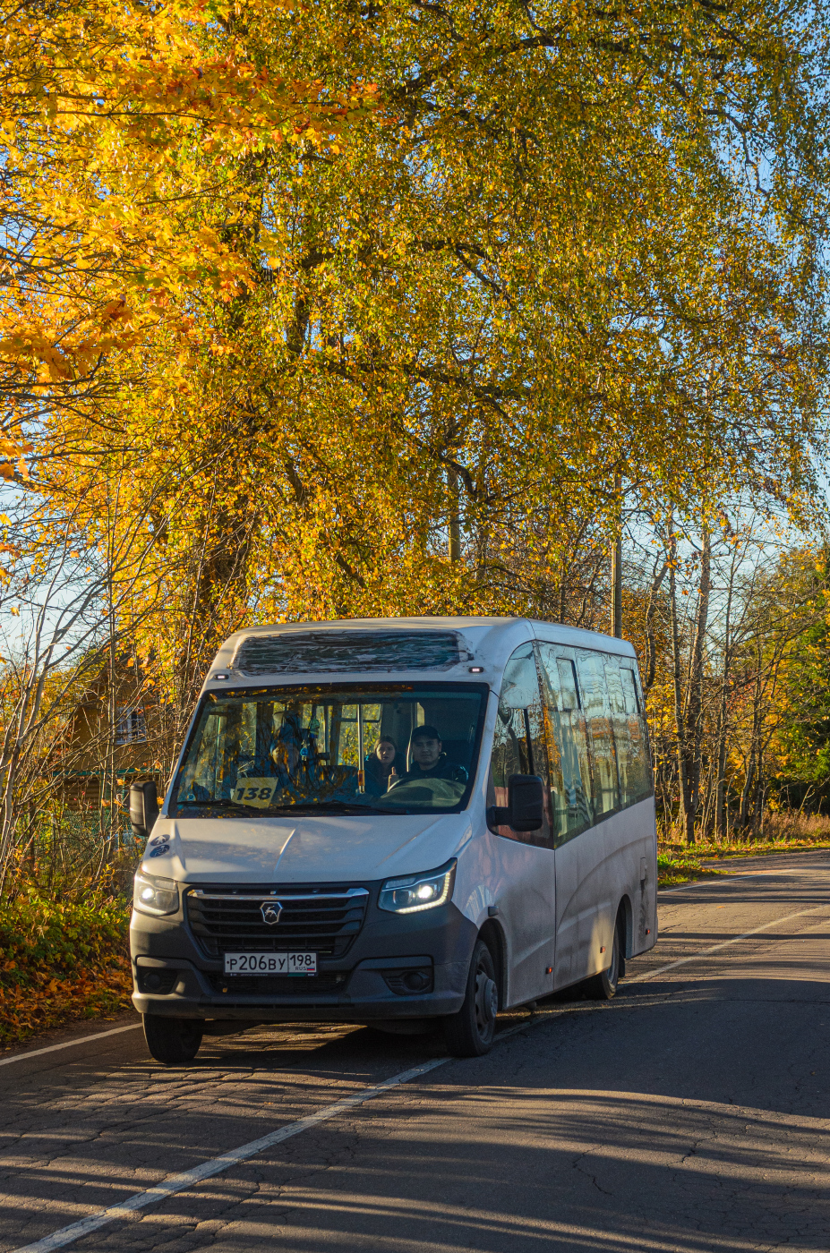 ГАЗ‑A68R52 № Р 206 ВУ 198