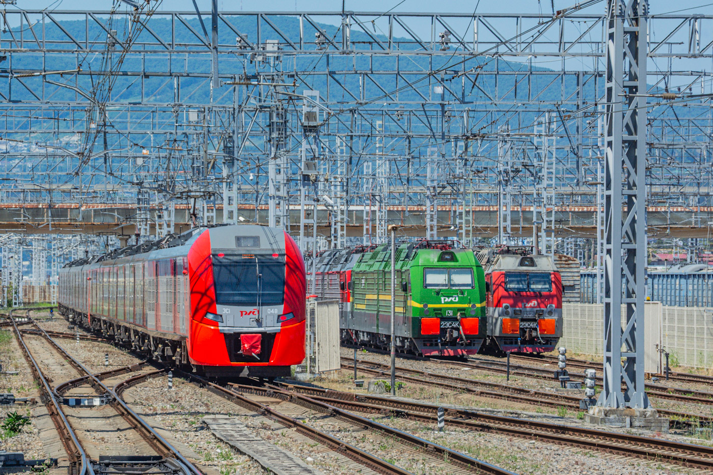 ЭС1-048; 2ЭС4К-131; 2ЭС4К-132